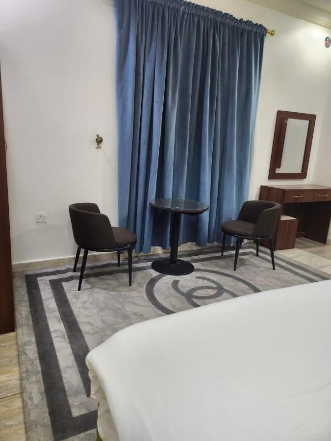 طرف الطريق Apartment Al Hawiyah
